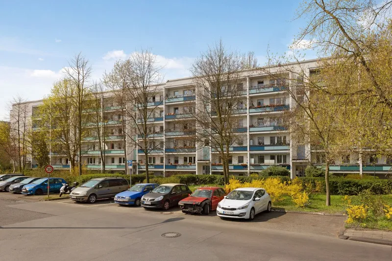 4-Zimmer-Wohnung mit Balkon in ruhiger Lage von Marzahn — photo 1